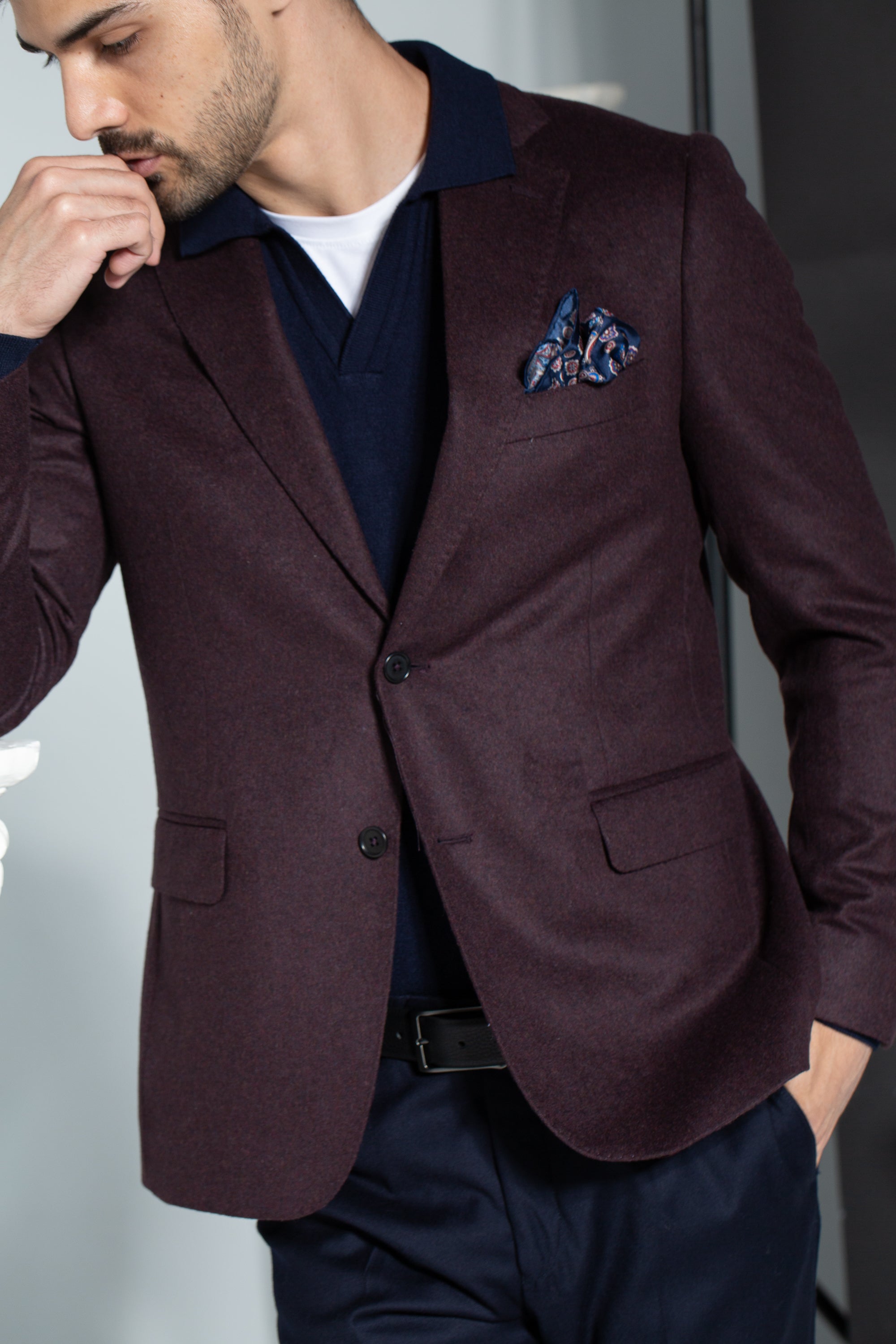 SINGLE BREASTED BLAZER - NOTCH LAPEL - BURGUNDY