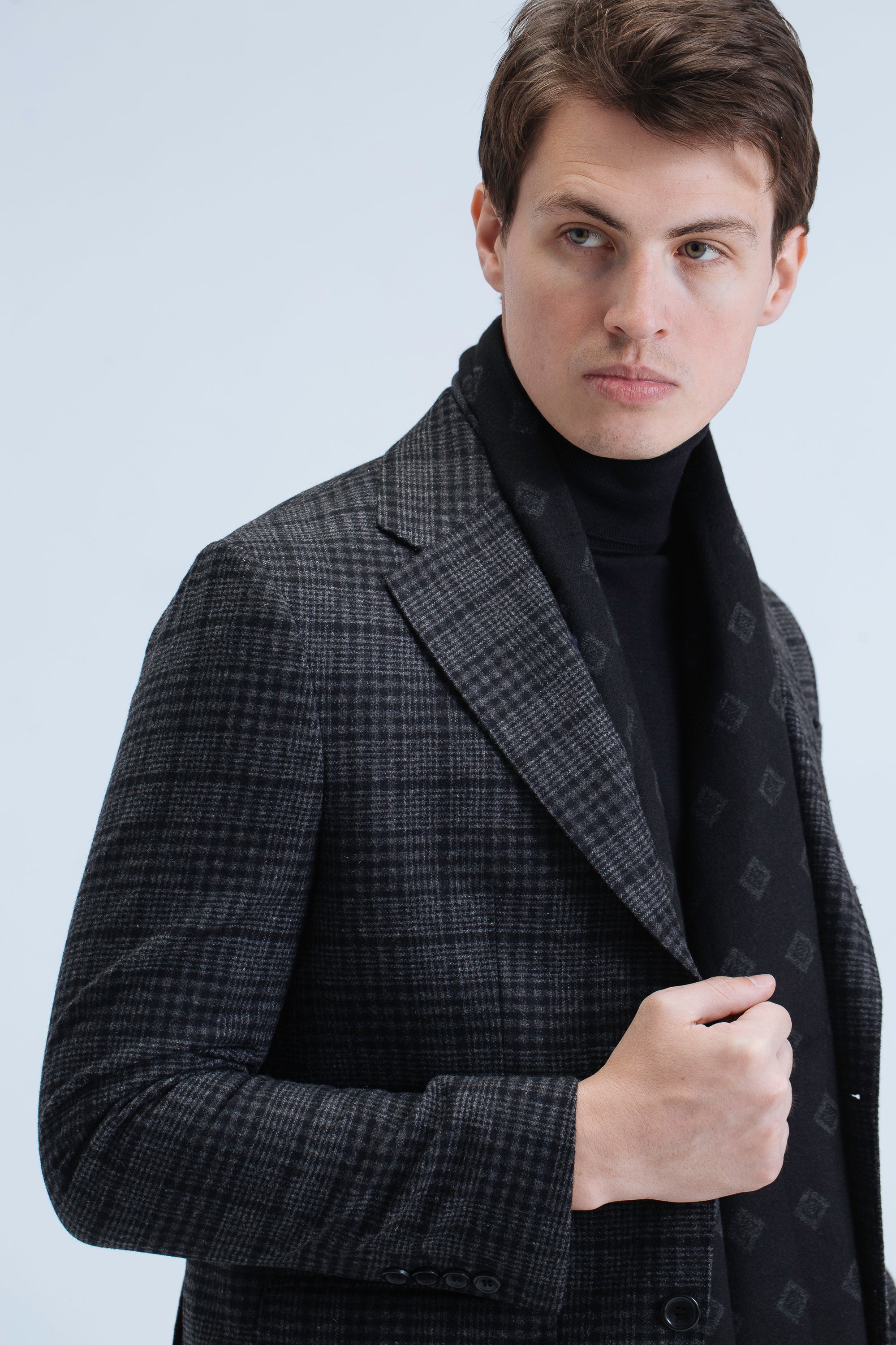 SINGLE BREASTED CHECKERED BLAZER - NOTCH LAPEL - BLACK & GRAY